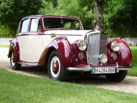 Bentley Mark VI_Sports Saloon_(1947)